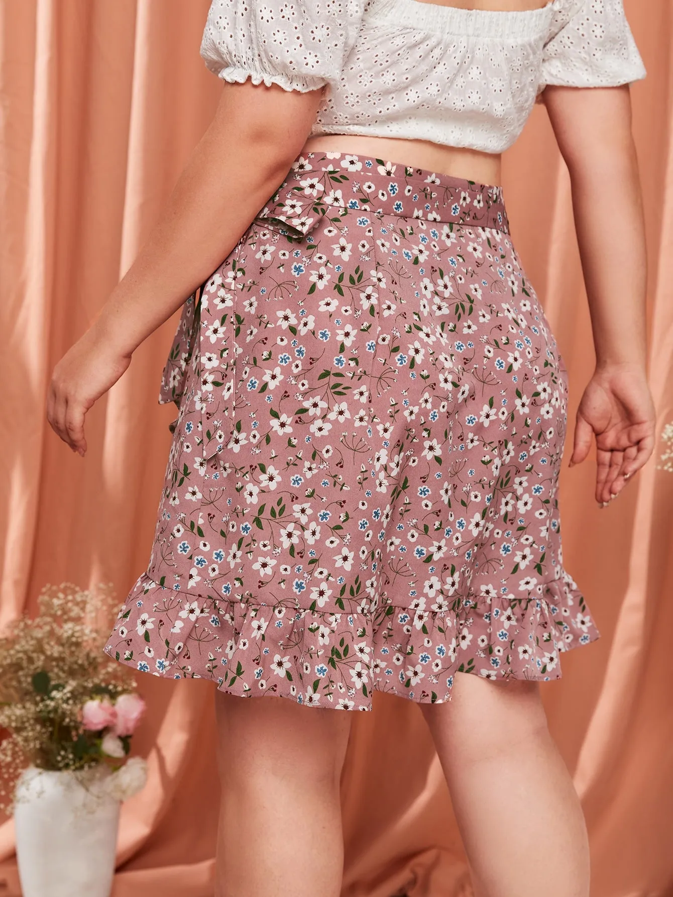 All Over Print Wrap Short Plus Size Skirt