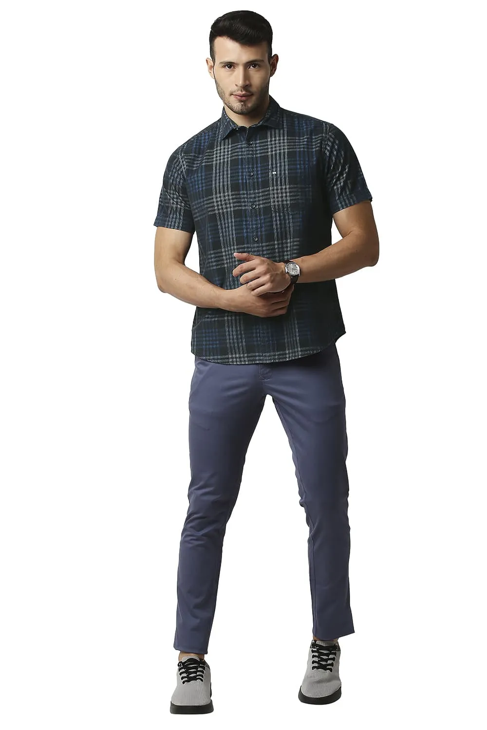 Slim Fit Corduroy Checks Halfsleeves Shirt